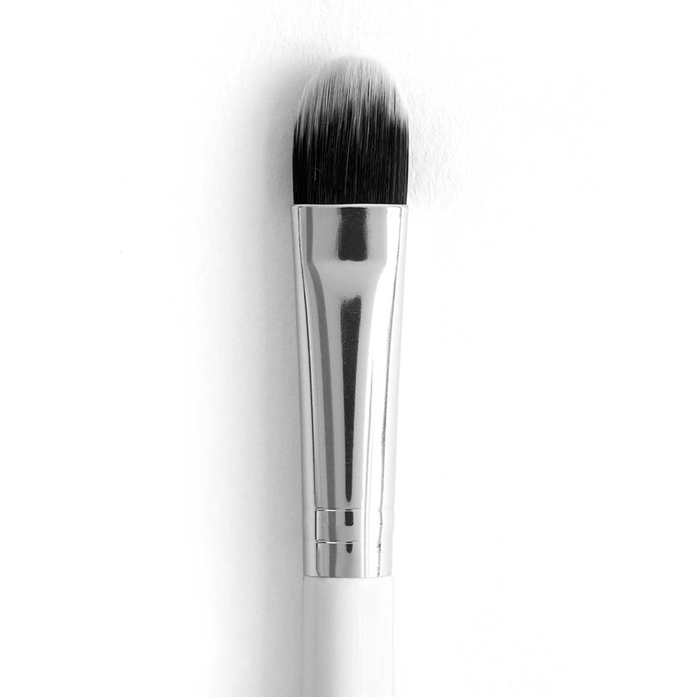 Small Shader Brush By Glossy Make Up