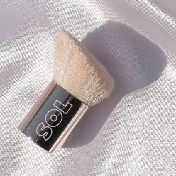 SOL Body Angled Body Kabuki brush